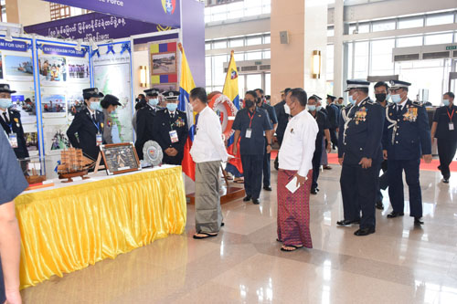 ၅၈ နှစ်မြောက် မြန်မာနိုင်ငံ ရဲတပ်ဖွဲ့ ရွှေရတု နှစ်ပတ်လည်နေ့ အခမ်းအနား