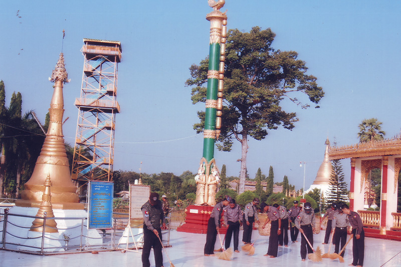 ပြည်သူ့အကျိုးပြုလုပ်ငန်းများ